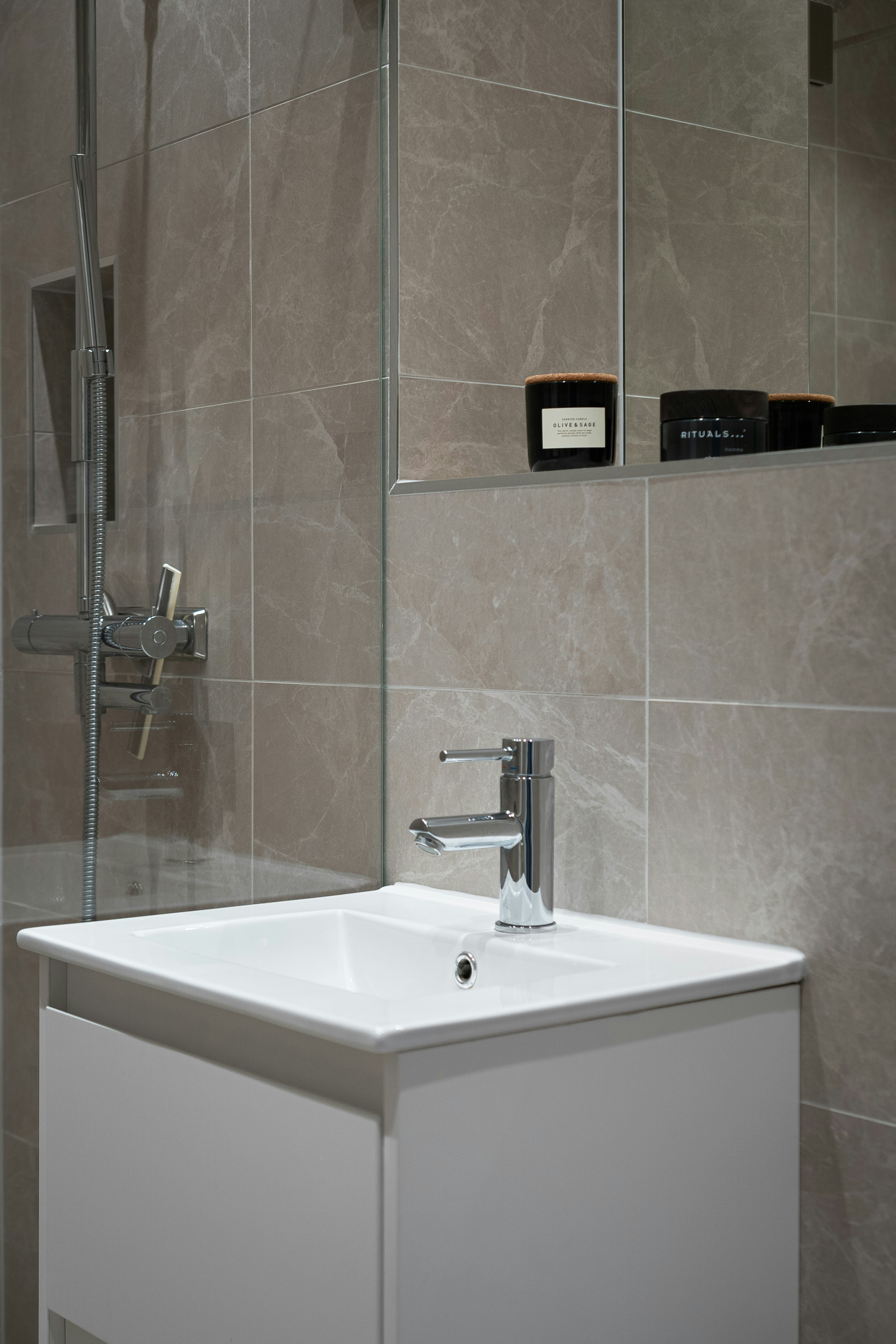 Bathroom tiling Liverpool